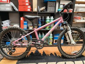 ADVENTURE BIKES 200 Girls Mountain Bike Suit 6-9yrs old