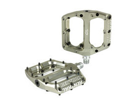 RENTHAL Revo-F Flat Pedals CNC Alloy Flat pedal, 100x104mm Platform, Fully serviceable AluGold